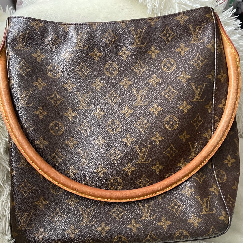 Louis Vuitton Looping GM Monogram Shoulder Bag
